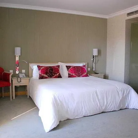 Hotel Olissippo Marques De Sa 4*