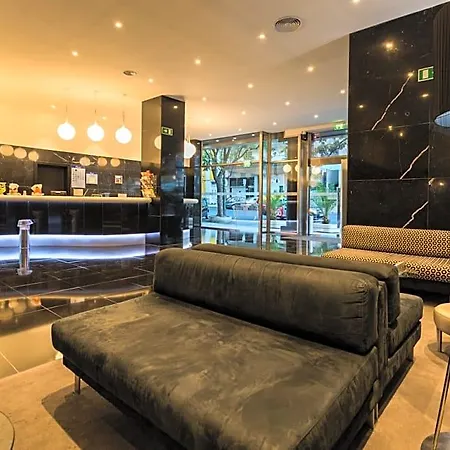 Hotel Olissippo Marques De Sa 4*