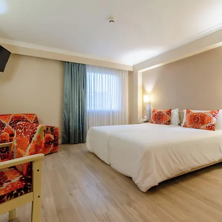 Hotel Olissippo Marques De Sa 4*