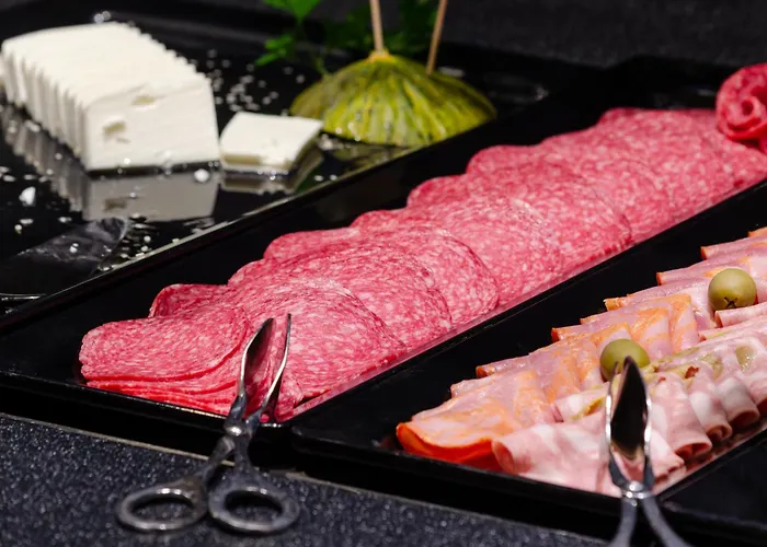 Olissippo Marques De Sa מלון