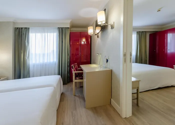 Olissippo Marques De Sa מלון