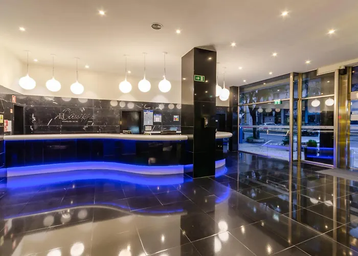 מלון Olissippo Marques De Sa 4*