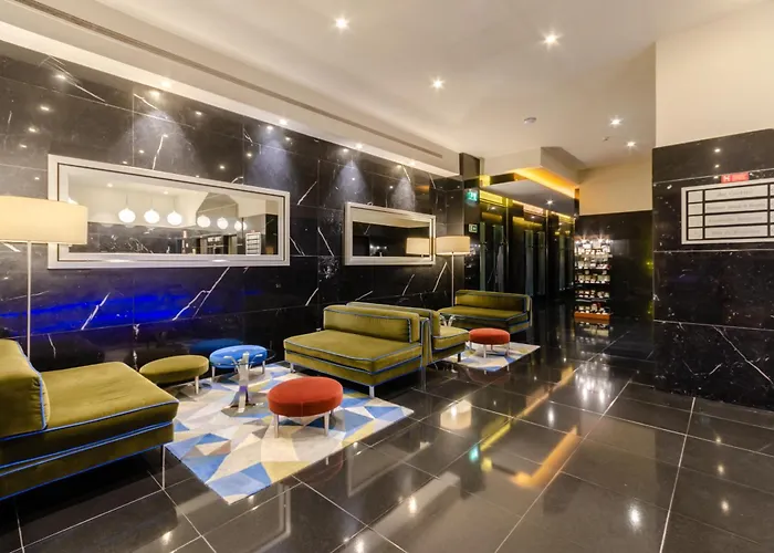 מלון Olissippo Marques De Sa 4*